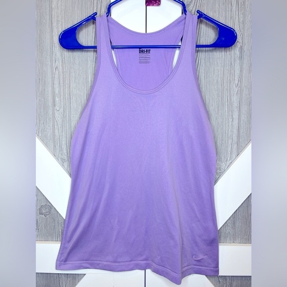 B4.25. Nike dri-fit Racerback tank Purple M - Picture 1 of 5